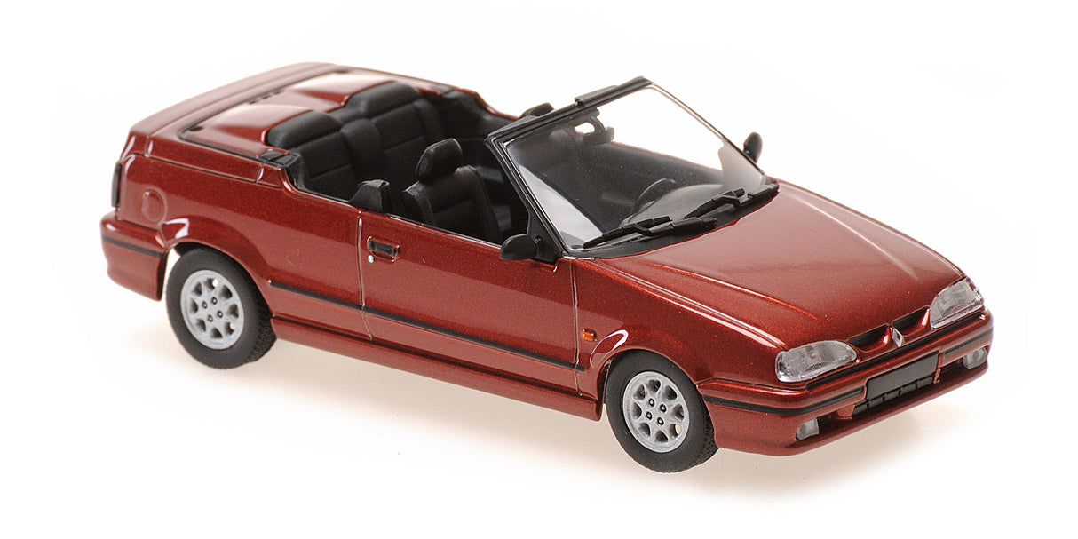 Maxichamps Die Cast Collectables - 1:43 1992 Renault 19 Cabriolet - Red Metallic