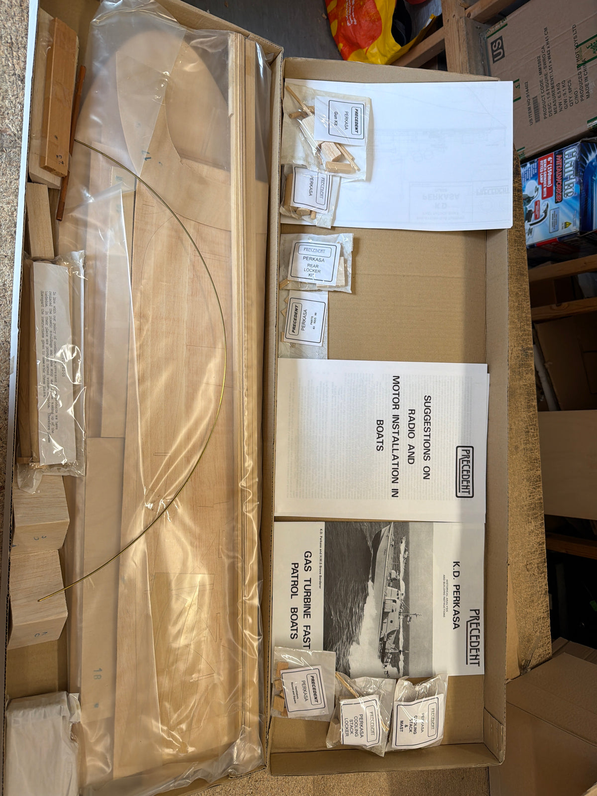 Precedent KD Perkasa 37 ins (935mm) kit Vintage build up kit 1/32