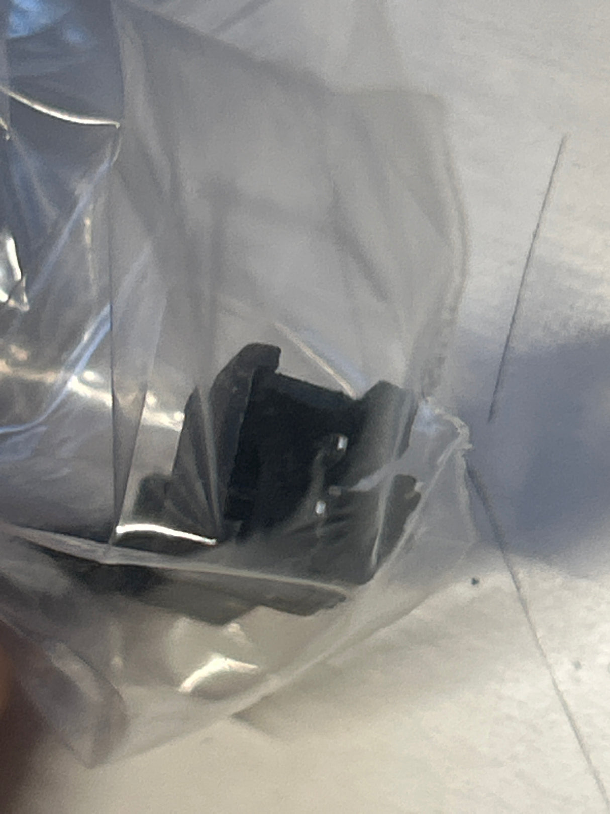 AC/DC Adaptor DC 3.7v 650mA Charger (Chargers)