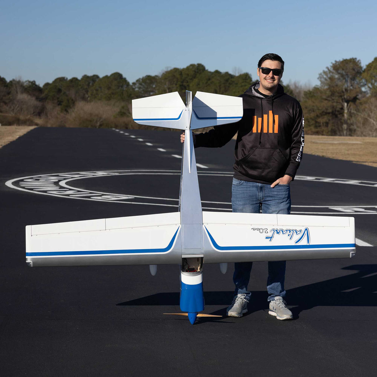 Hangar 9 Valiant 20cc EP PNP