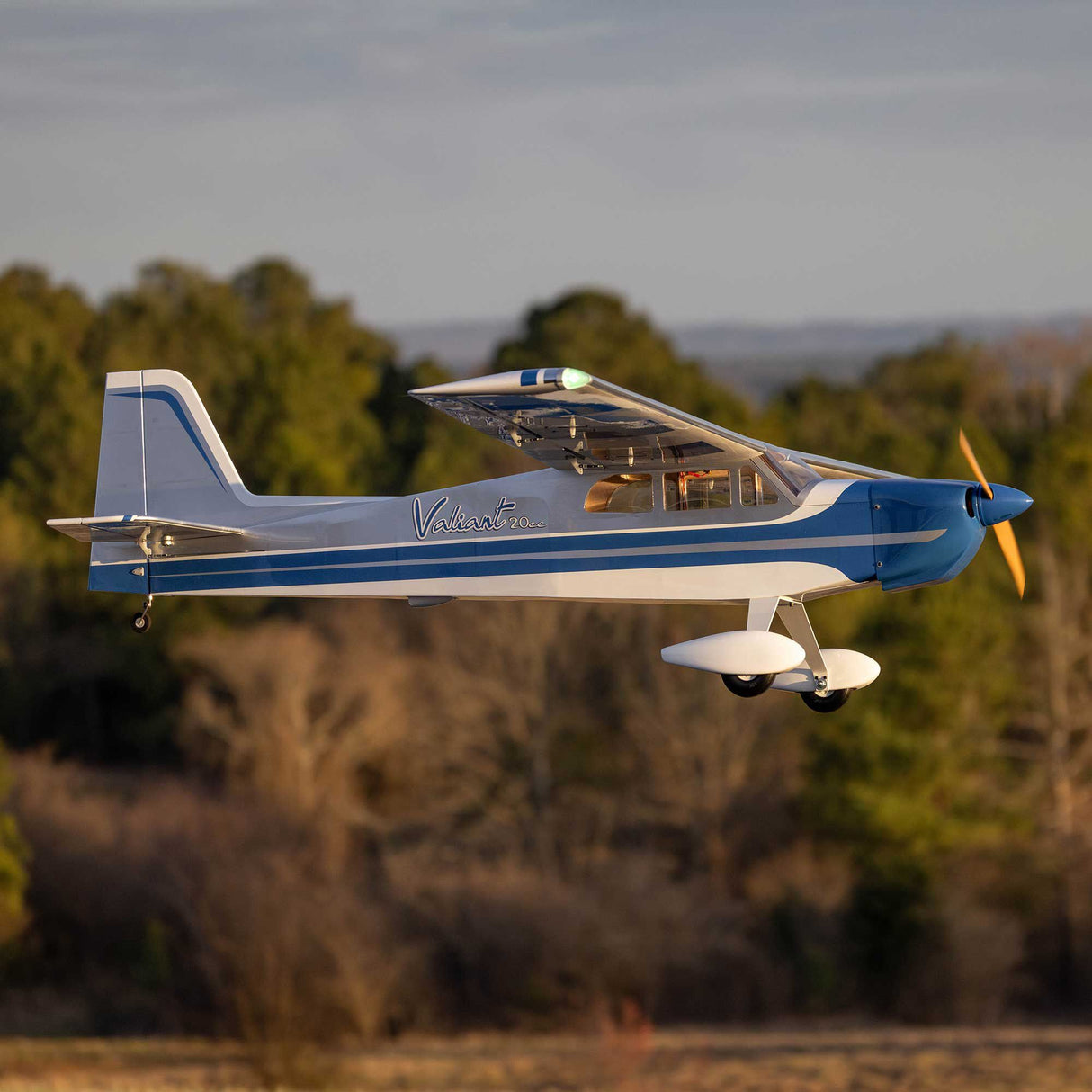 Hangar 9 Valiant 20cc EP PNP