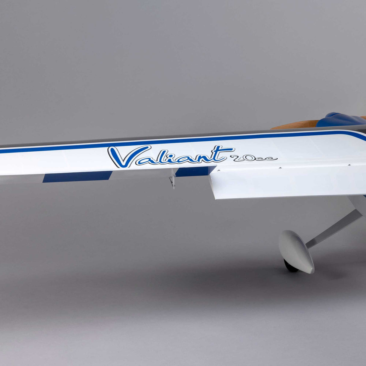 Hangar 9 Valiant 20cc EP PNP