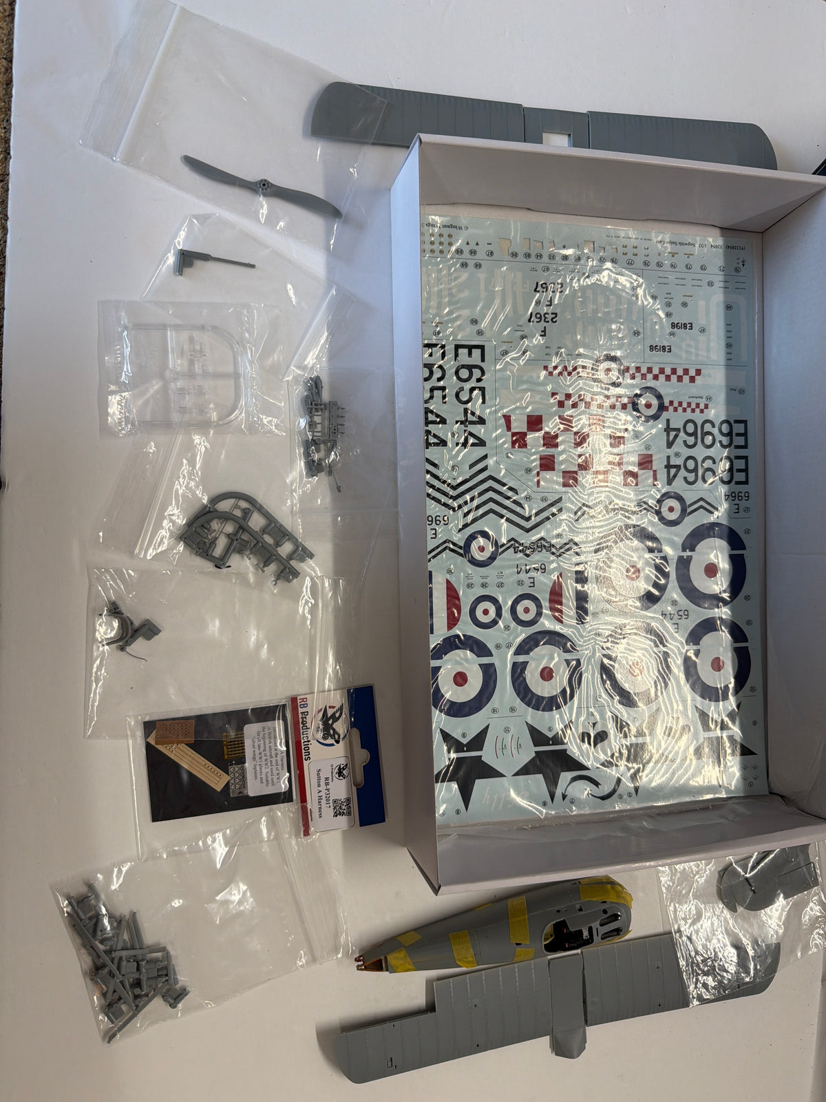 WingNut Wings Sopwith Snipe Late 1/32 this model has been started to a high standard Plastic Model Kit with extras seat and harness