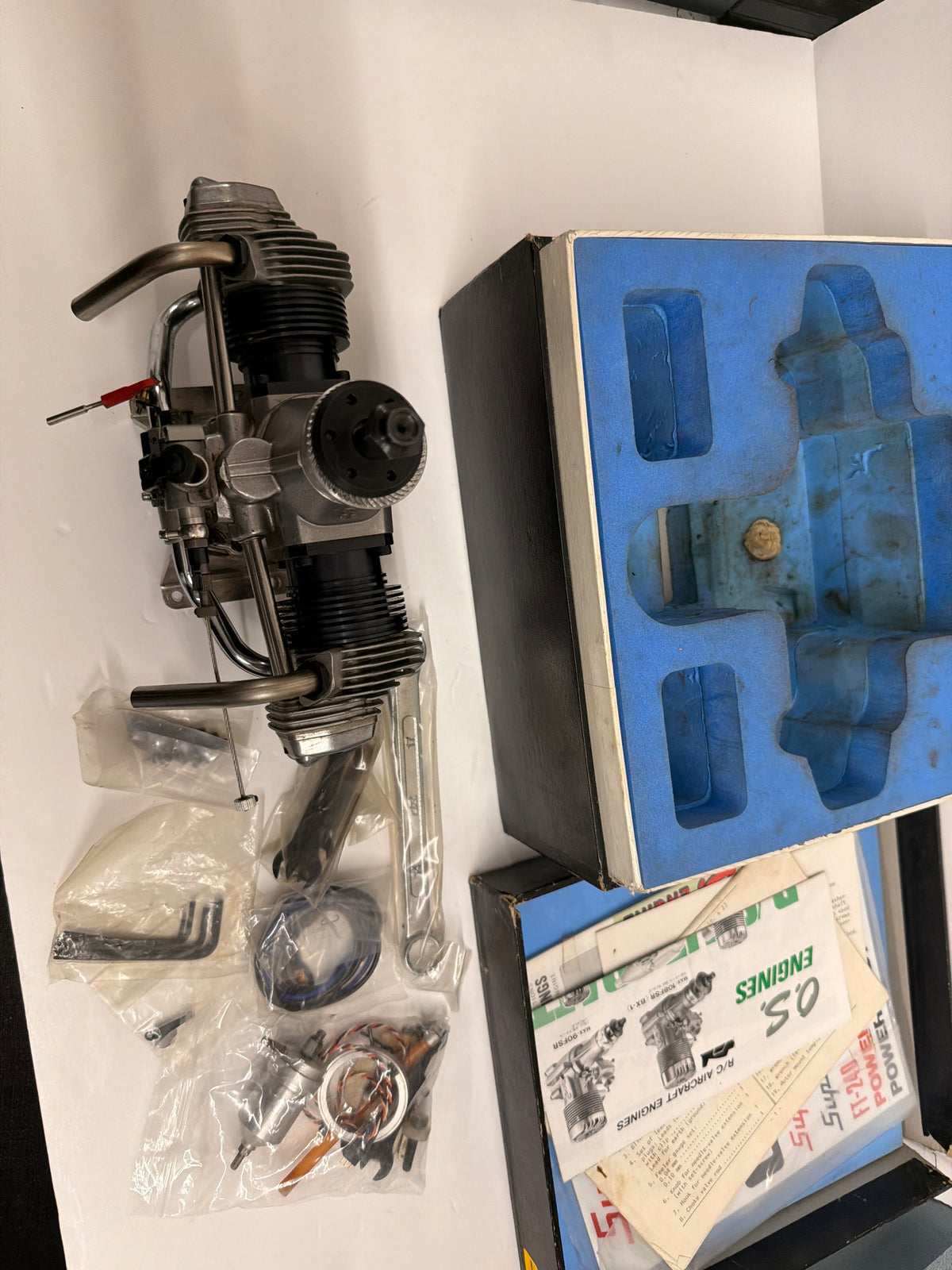 O.S. OS Engine FT-240 SUPER Gemini 240 4C 4-Stroke Flat Twin 40cc Second Hand