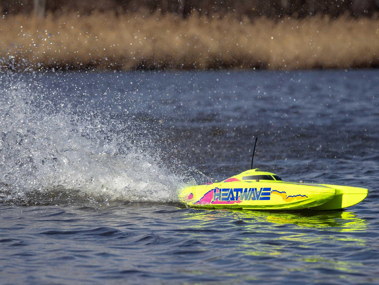 Proboat Blackjack 24 inch V2 Catamaran Brushless: RTR - Heat Wave Visual