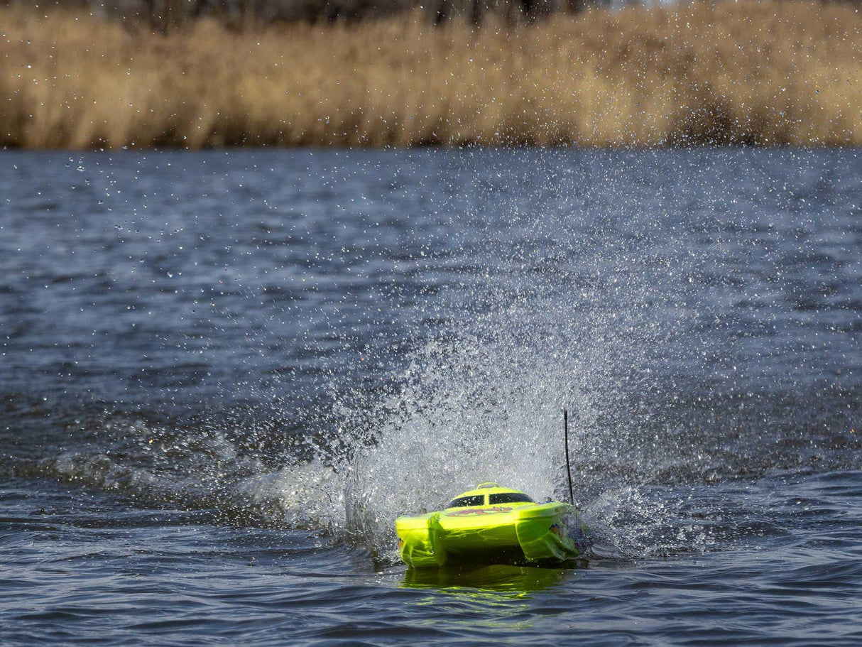 Proboat Blackjack 24 inch V2 Catamaran Brushless: RTR - Heat Wave Visual