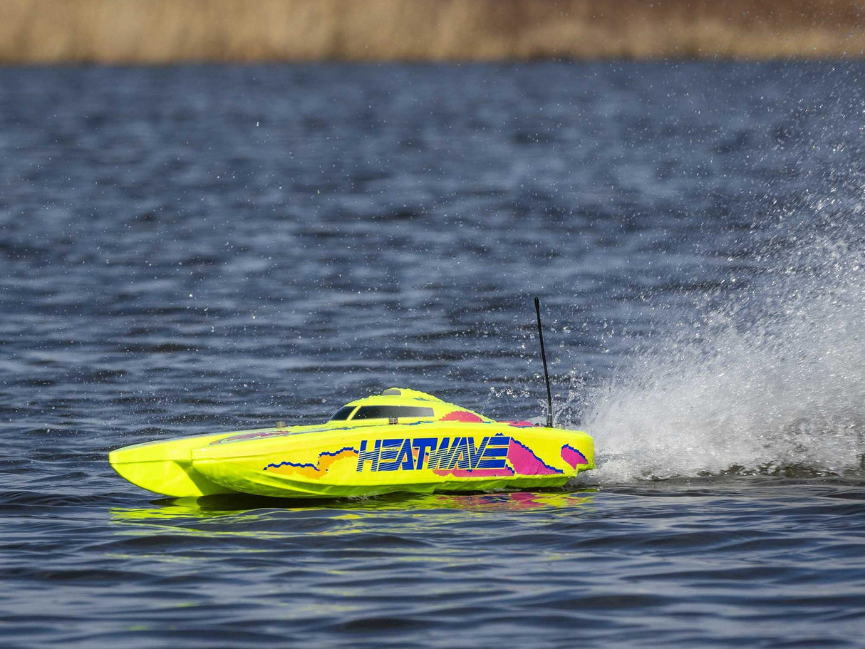 Proboat Blackjack 24 inch V2 Catamaran Brushless: RTR - Heat Wave Visual