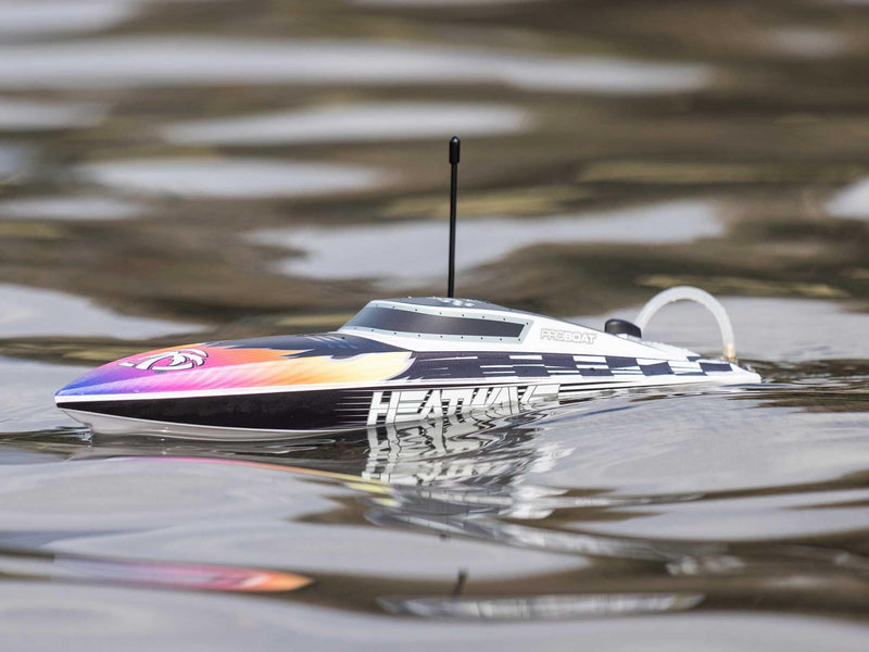 Pro Boat Recoil 2 18 inch Self-Righting Brushless Deep-V - Ready To Run - Heatwave