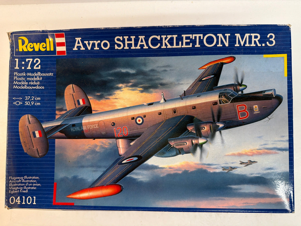 Revell Plastic aircraft kit Avro Shackleton MR.3 1:72 04101 Opened but complete