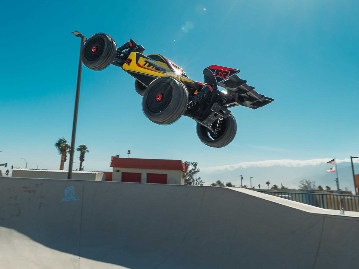 Arrma 1/8 TYPHON MEGA 665 4X4 RTR Buggy Yellow