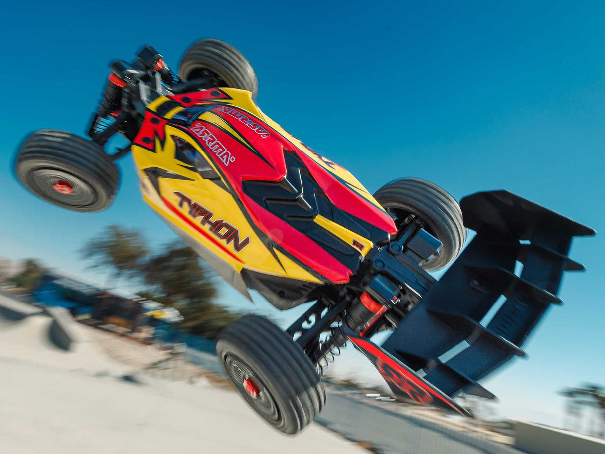 Arrma 1/8 TYPHON MEGA 665 4X4 RTR Buggy Yellow