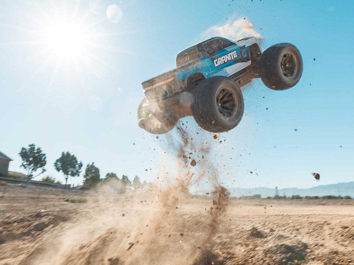 ARRMA 1/10 GRANITE 223S DSC 4X4 RTR Brushless Monster Truck/Blue