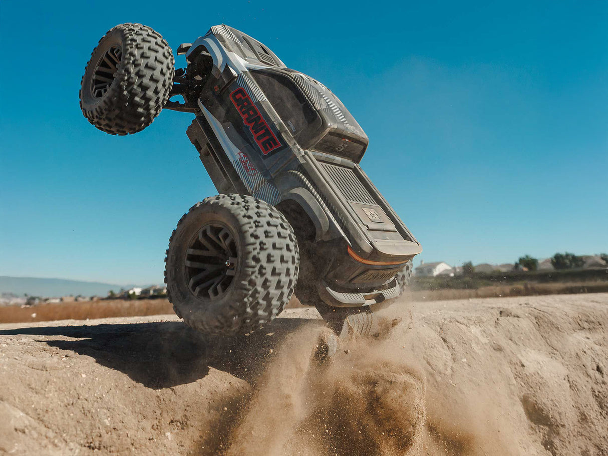 ARRMA 1/10 GRANITE 223S DSC 4X4 RTR Brushless Monster Truck/Gun Metal