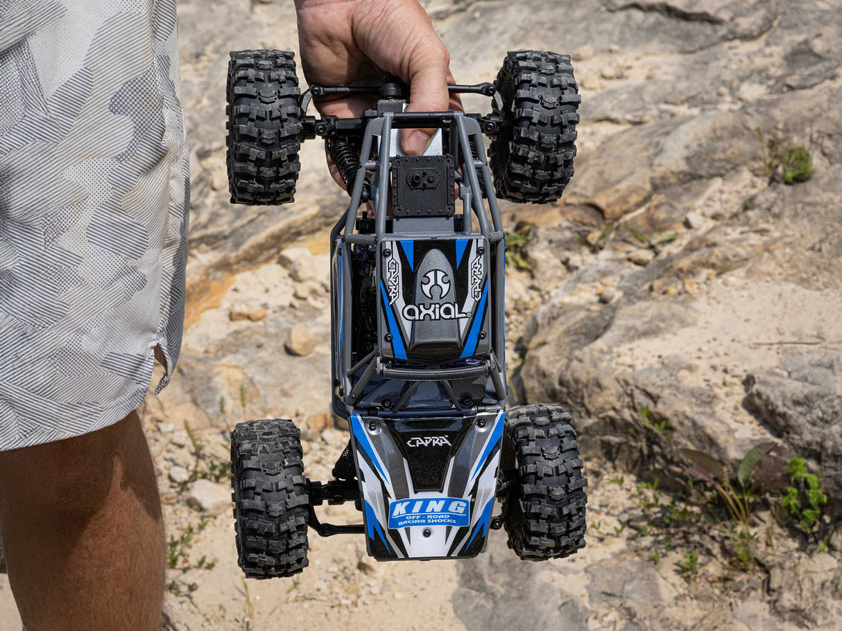 Axial 1/18 UTB18 Capra 4WS 4WD Trail Buggy RTR with Bat/Chg Blue