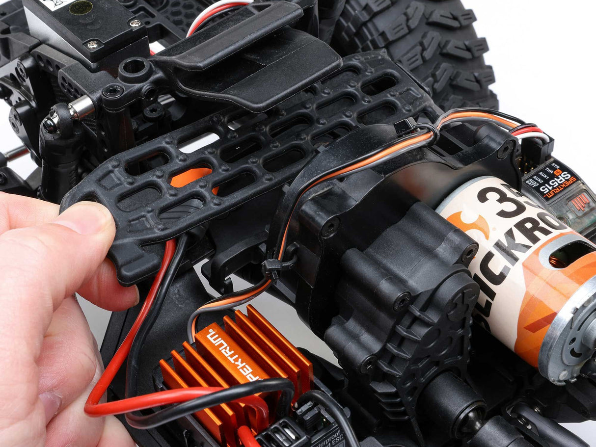 Axial 1/10 SCX10 III Coyote 4X4 RTR Brushed Rock Crawler - Blue