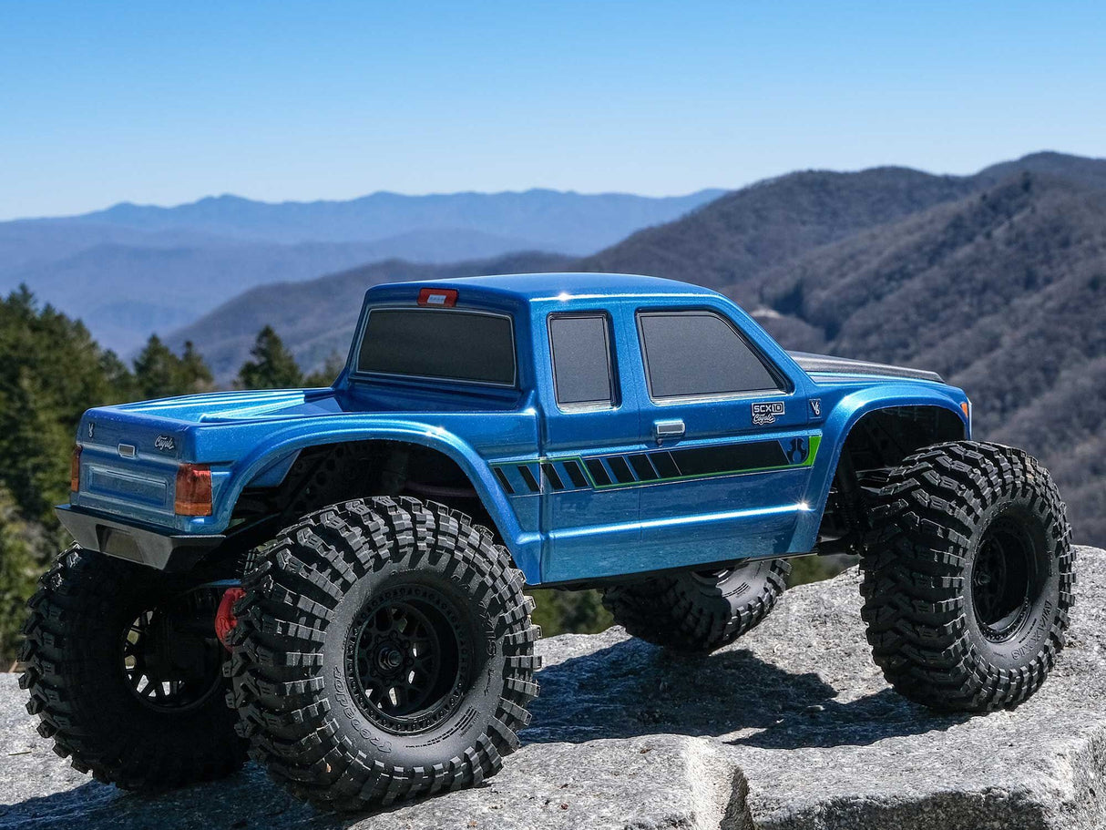 Axial 1/10 SCX10 III Coyote 4X4 RTR Brushed Rock Crawler - Blue