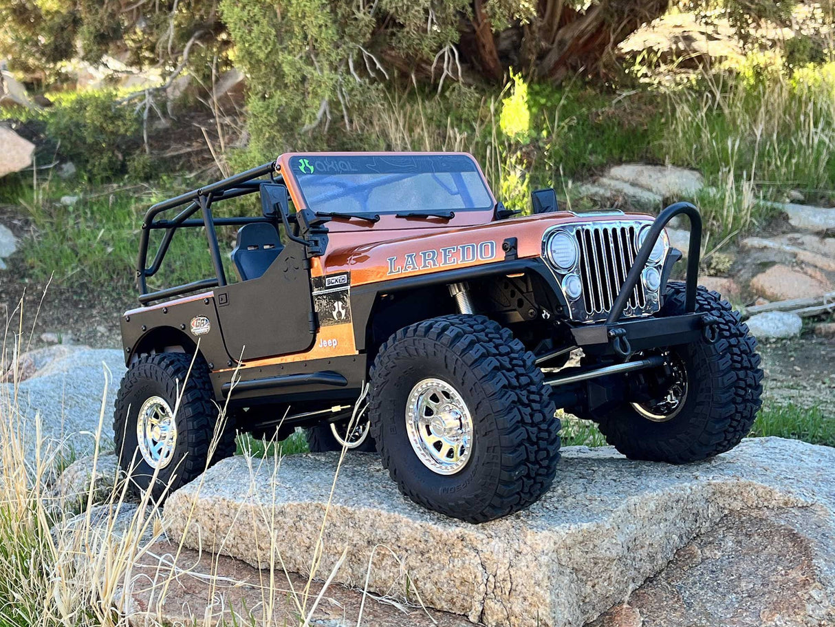 Axial 1/10 SCX10 III Jeep CJ-7 4X4 RTR Rock Crawler - Copper PRE ORDER - EXPECTED LATE APRIL