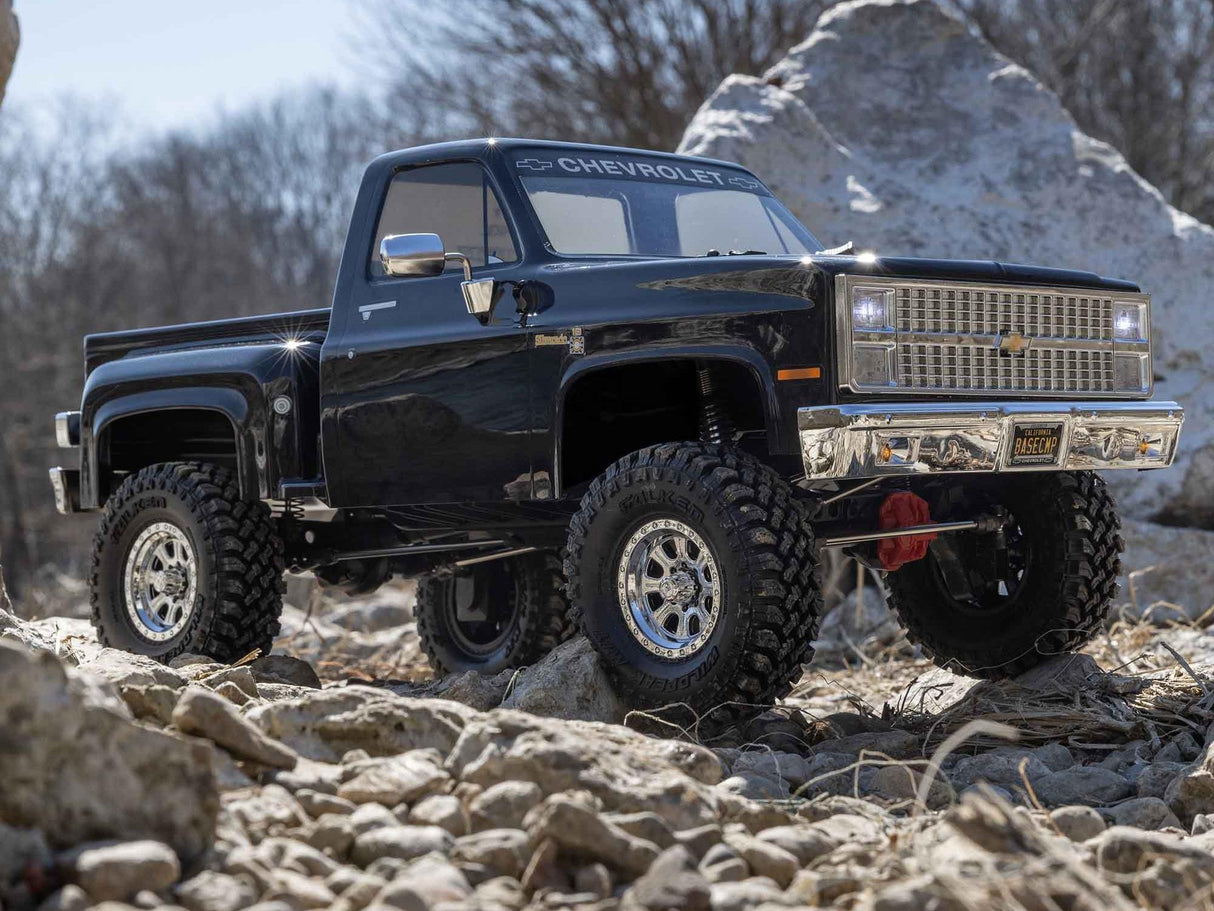 Axial 1/10 SCX10 III Base Camp 1982 Chevy K10 4X4 - Ready to Run - Black