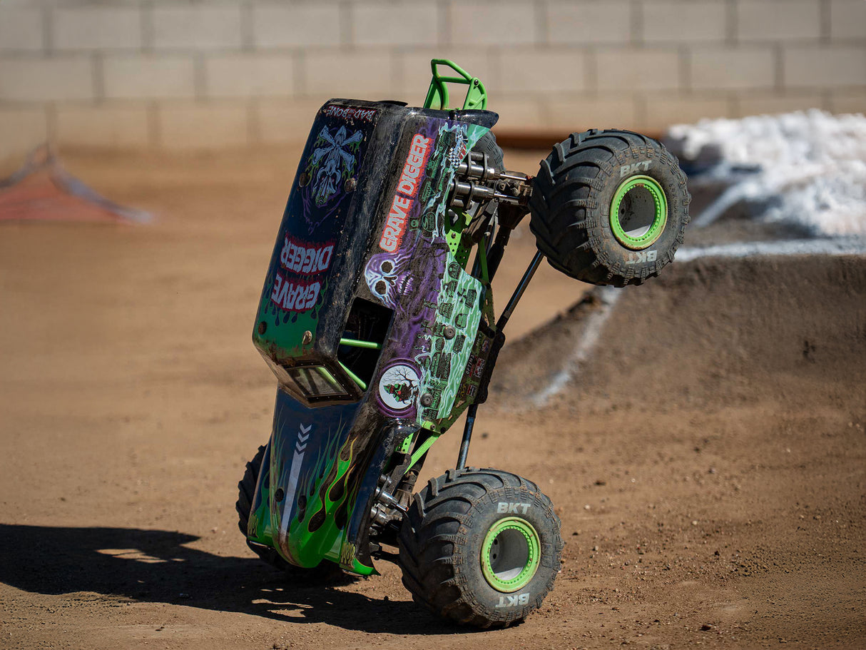 Losi 1/8 Grave Digger 4WD Solid Axle Monster Truck Ready to Run
