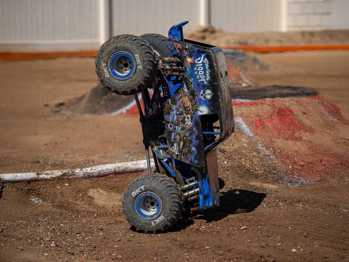 Losi 1/8 Son-Uva Digger 4WD Solid Axle Monster Truck - Ready to Run