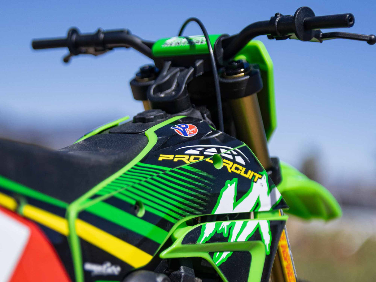 Losi 1/4 Promoto-MX Motorcycle RTR with Battery and Charger - Pro  - LOS06002 - GREEN