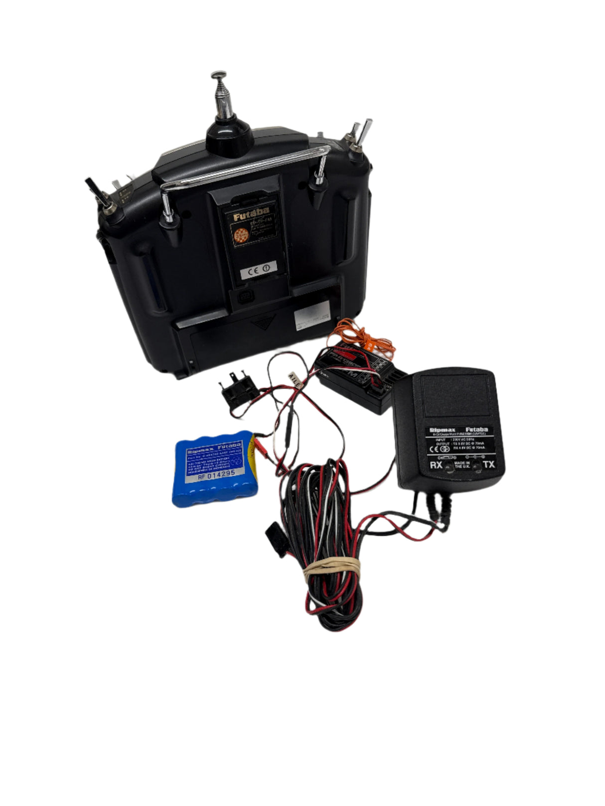 Futaba 35mhz T9CAP Super Transmitter with R14938DF D/CReceiver - SECOND HAND