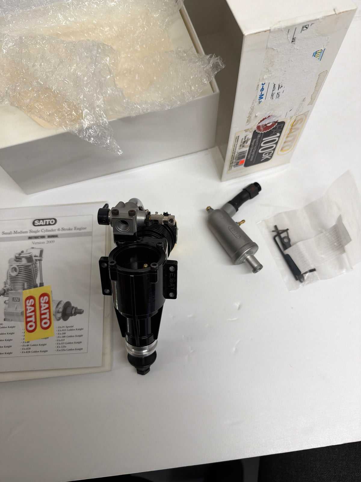 Saito FA100GK 4-Stroke Nitro/Glow RC Aircraft Engine New