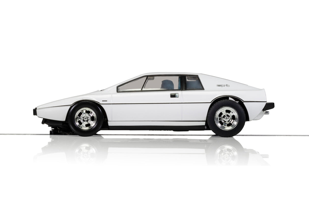 Scalextric James Bond Lotus Esprit S1 - The Spy Who Loved Me C4229