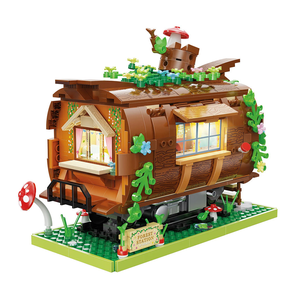 Forest train - 737 pcs