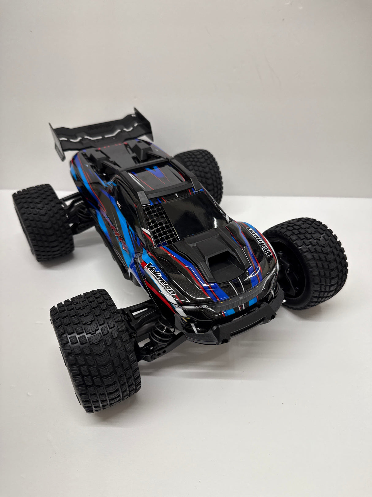 Mini XRT VXL-3S 4WD RTR Race Truck Blue (+ TQi 2-ch VXL-3S 2S LiPo USB-C Charger Clipless Body) FRONT MODIFIED