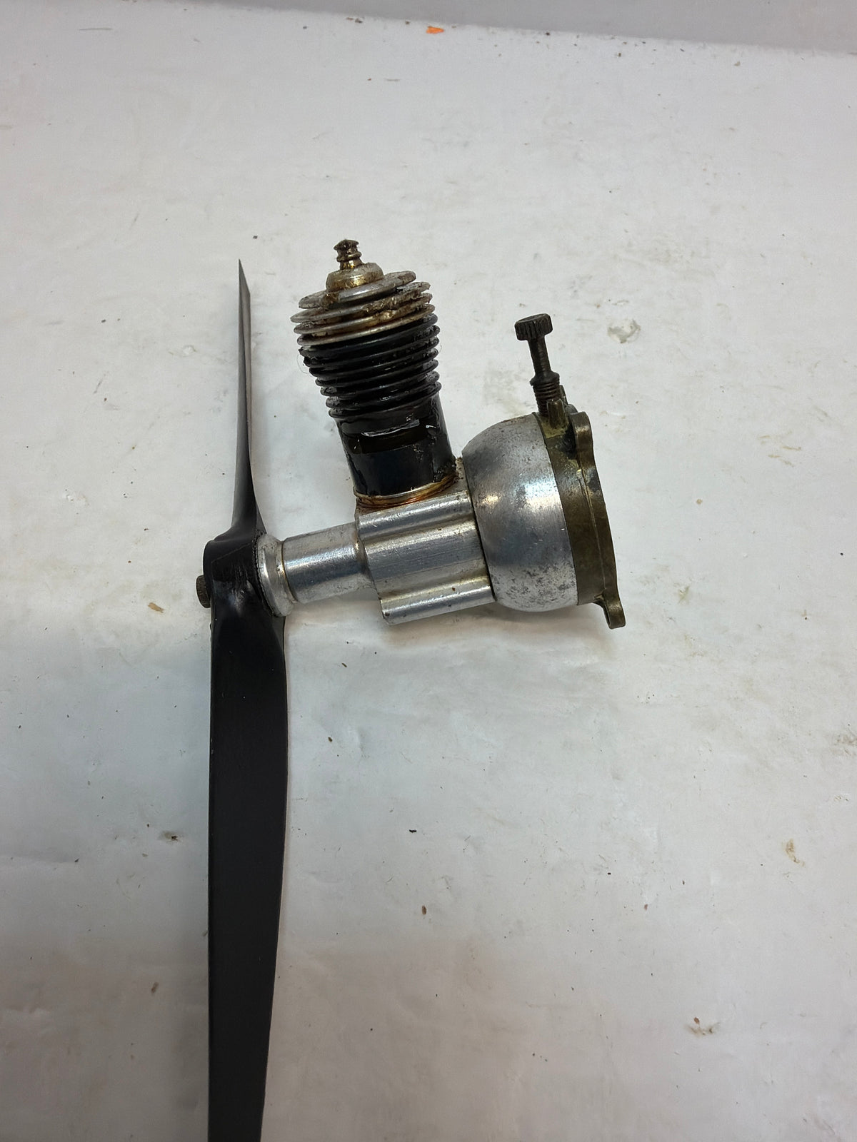 Cox Babe Bee .049 2-Stroke Glow Engine R/C Aircraft Engine – Second hand (Box 162)