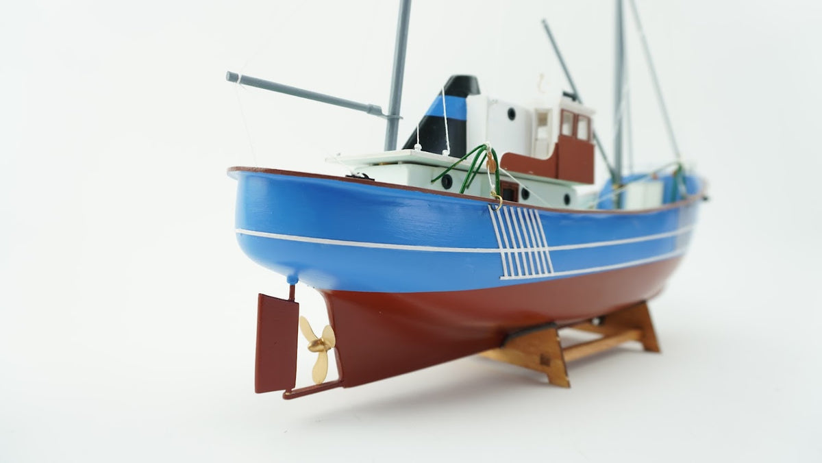 Billing Boats 1:60 Progress Kit - plastic hull 461035 (B240)