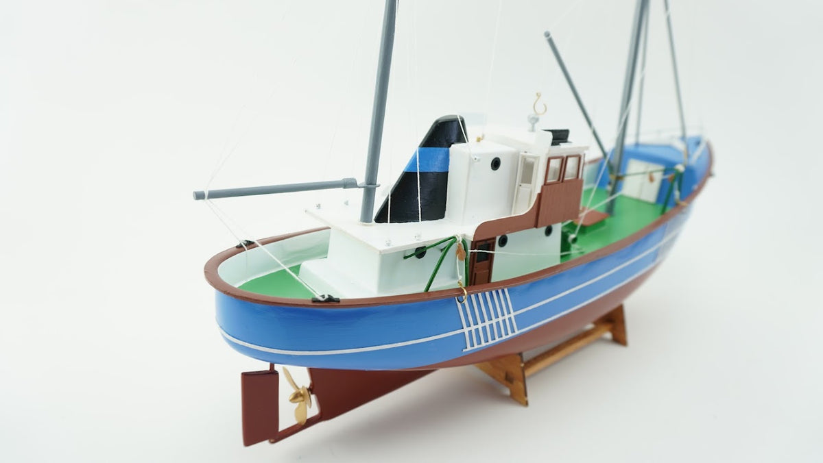 Billing Boats 1:60 Progress Kit - plastic hull 461035 (B240)