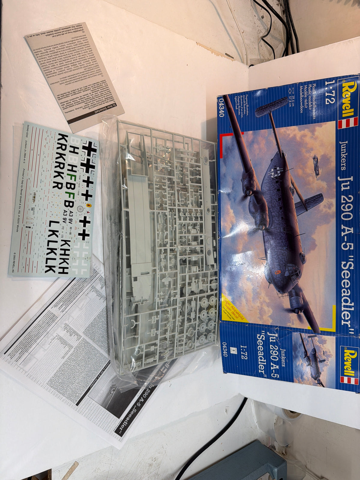 Revell Plastic aircraft kit JU 290 A-5 Seeadler 1:72 04340 sealed new in box