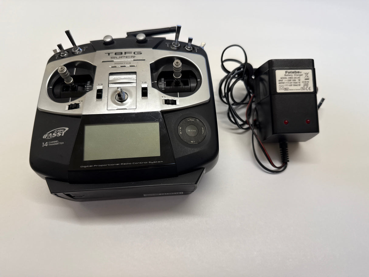 Futaba T8FG 2.4gh FAAST Transmitter with Battery & Charger - SECOND HAND