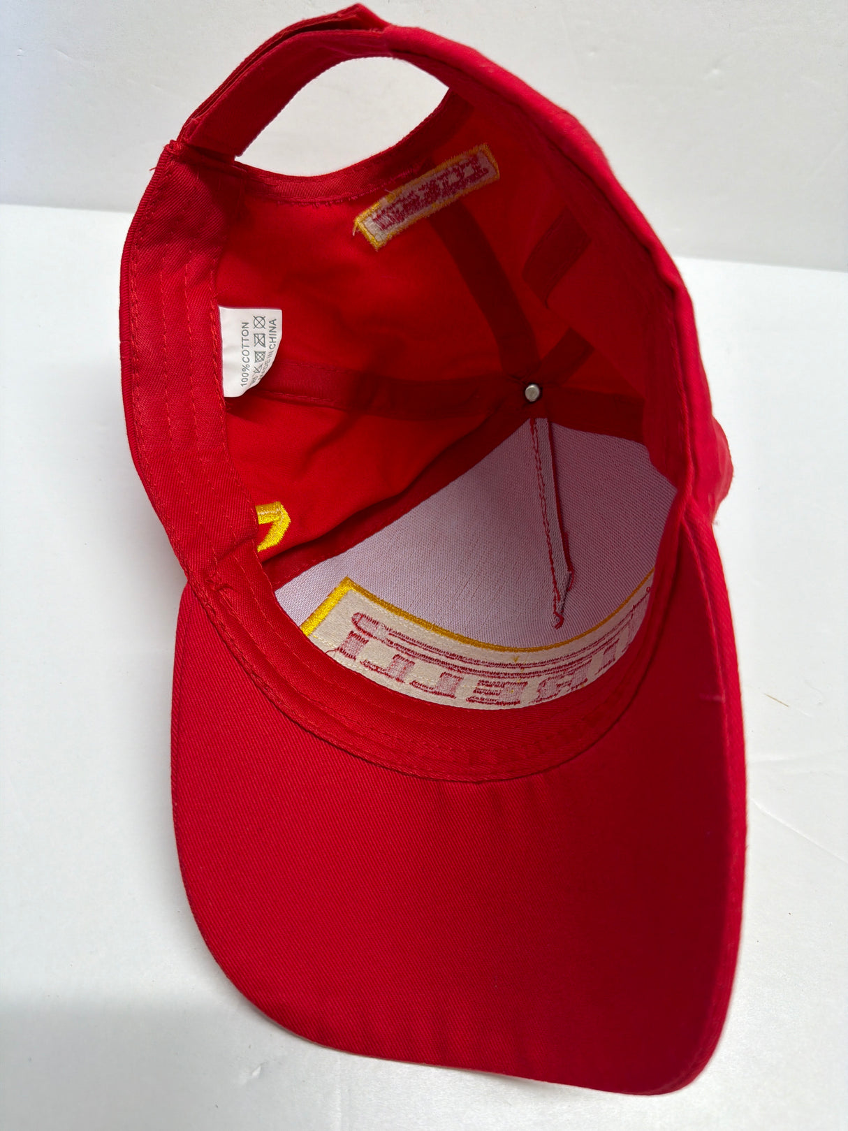 Pirelli Red Baseball Cap Yellow / Red Logo (second hand)