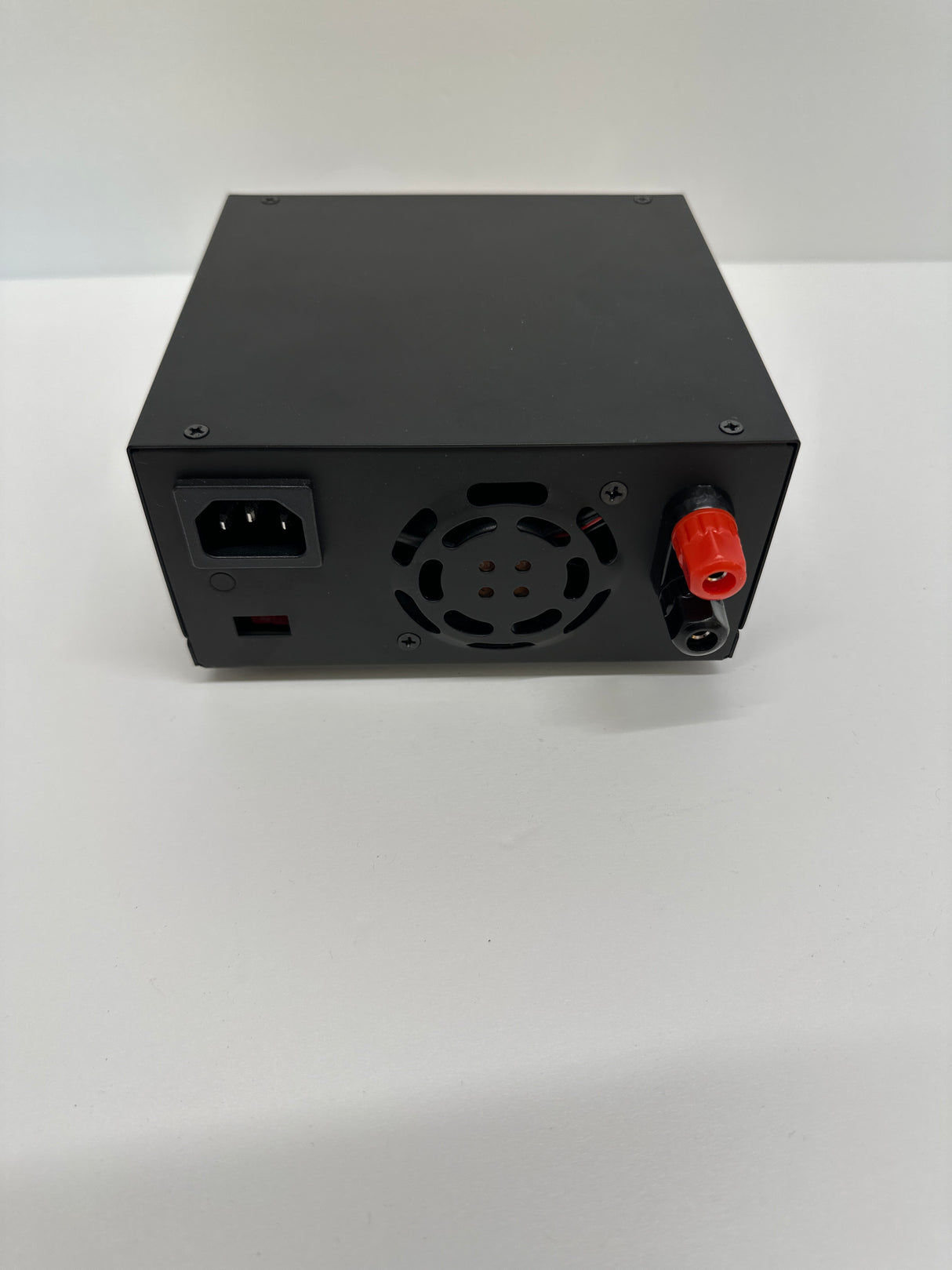 schulze 13.5 volt 16 amp power supply 21016 nt-16