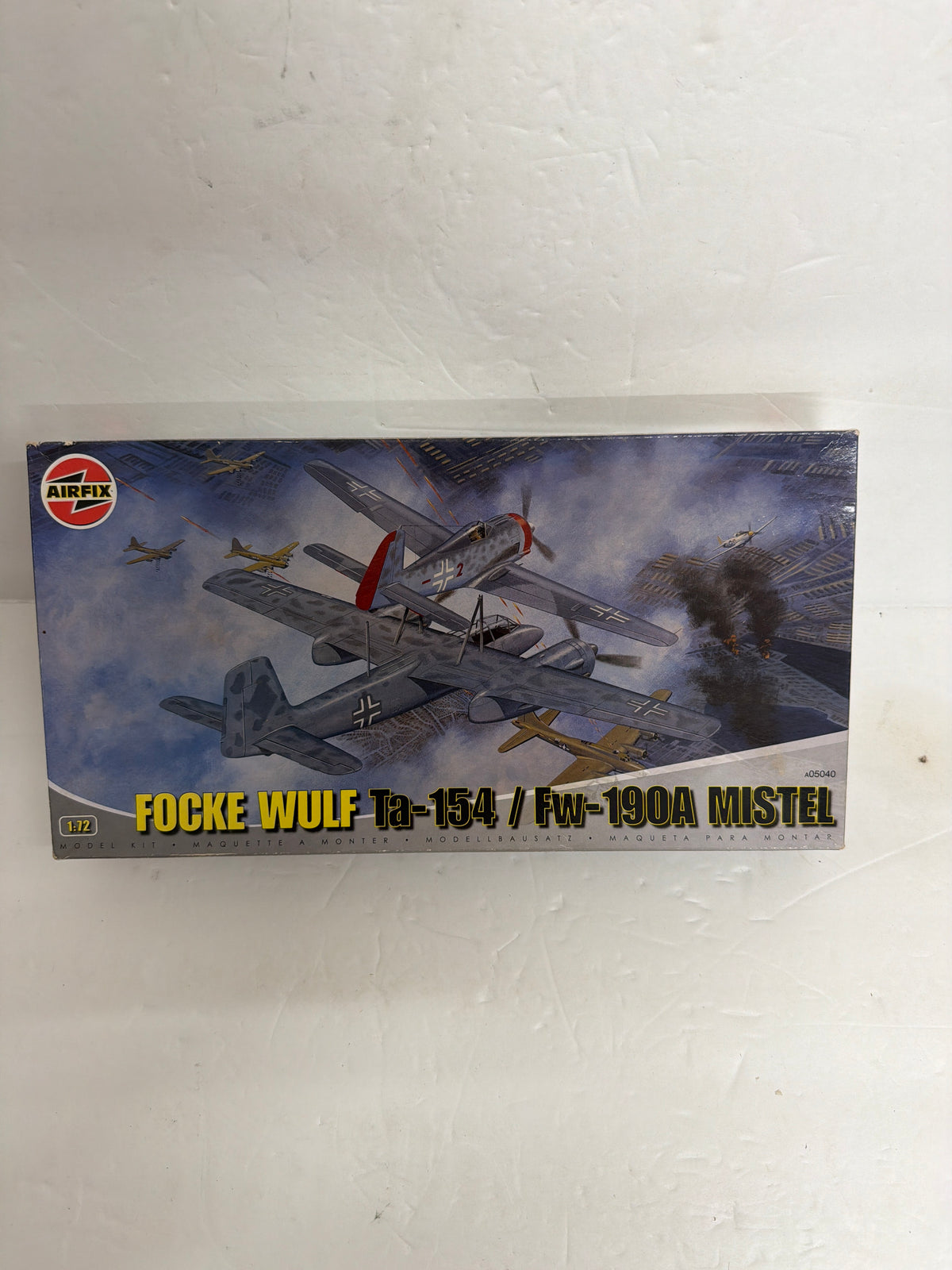 Airfix Plastic Model Kit Focke-Wulf Ta 154 / Fw 190A-6 Mistel 1/72
