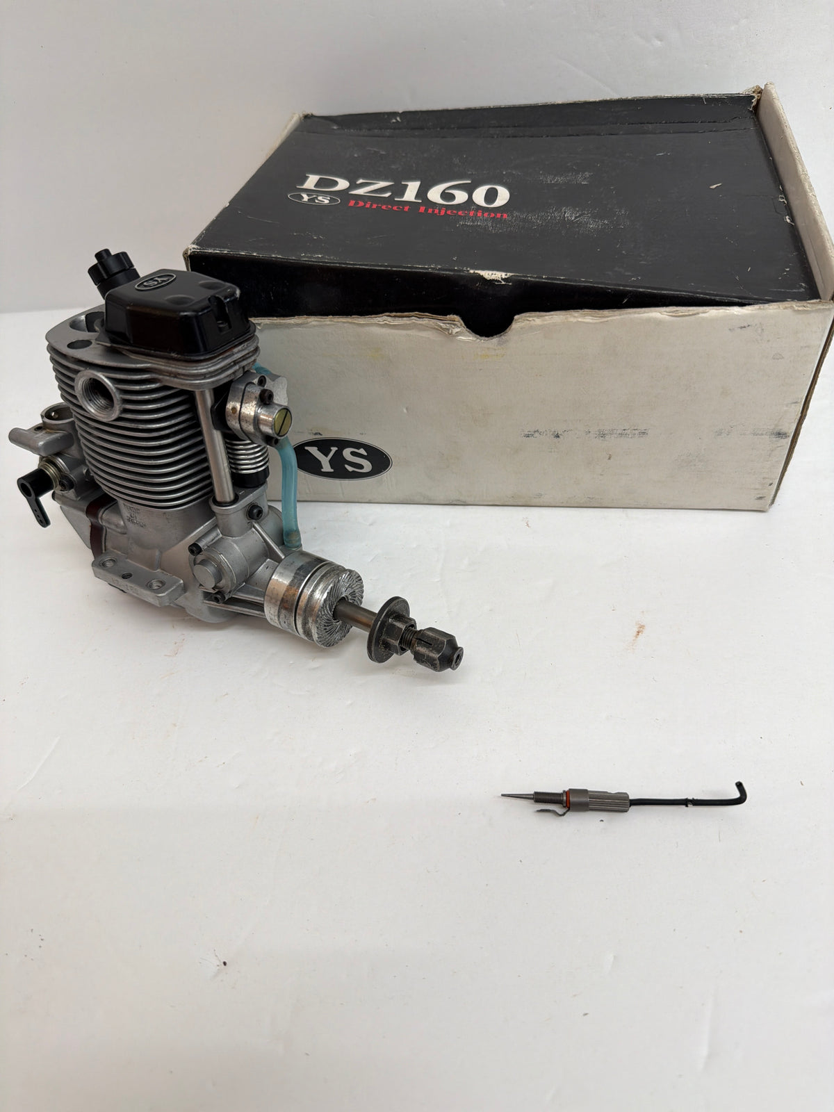 YS DZ160 Four Stroke Engine No Silencer - Second Hand in box YS0088/A0270