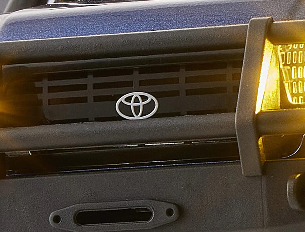 FMS FCX 1/18 TOYOTA LC80 RTR SCALER - BLUE - EX DEMONSTRATOR MODEL