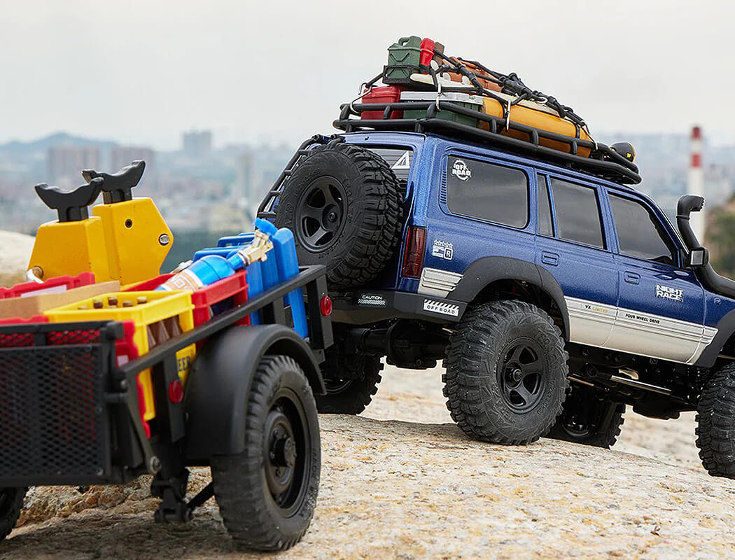 FMS FCX 1/18 TOYOTA LC80 RTR SCALER - BLUE - EX DEMONSTRATOR MODEL