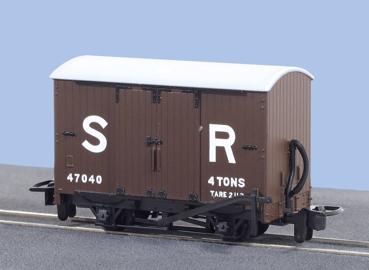 Box Van SR Livery No.47040