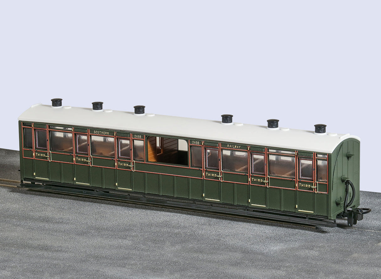 L&B Centre Observation Coach SR Livery No 2468