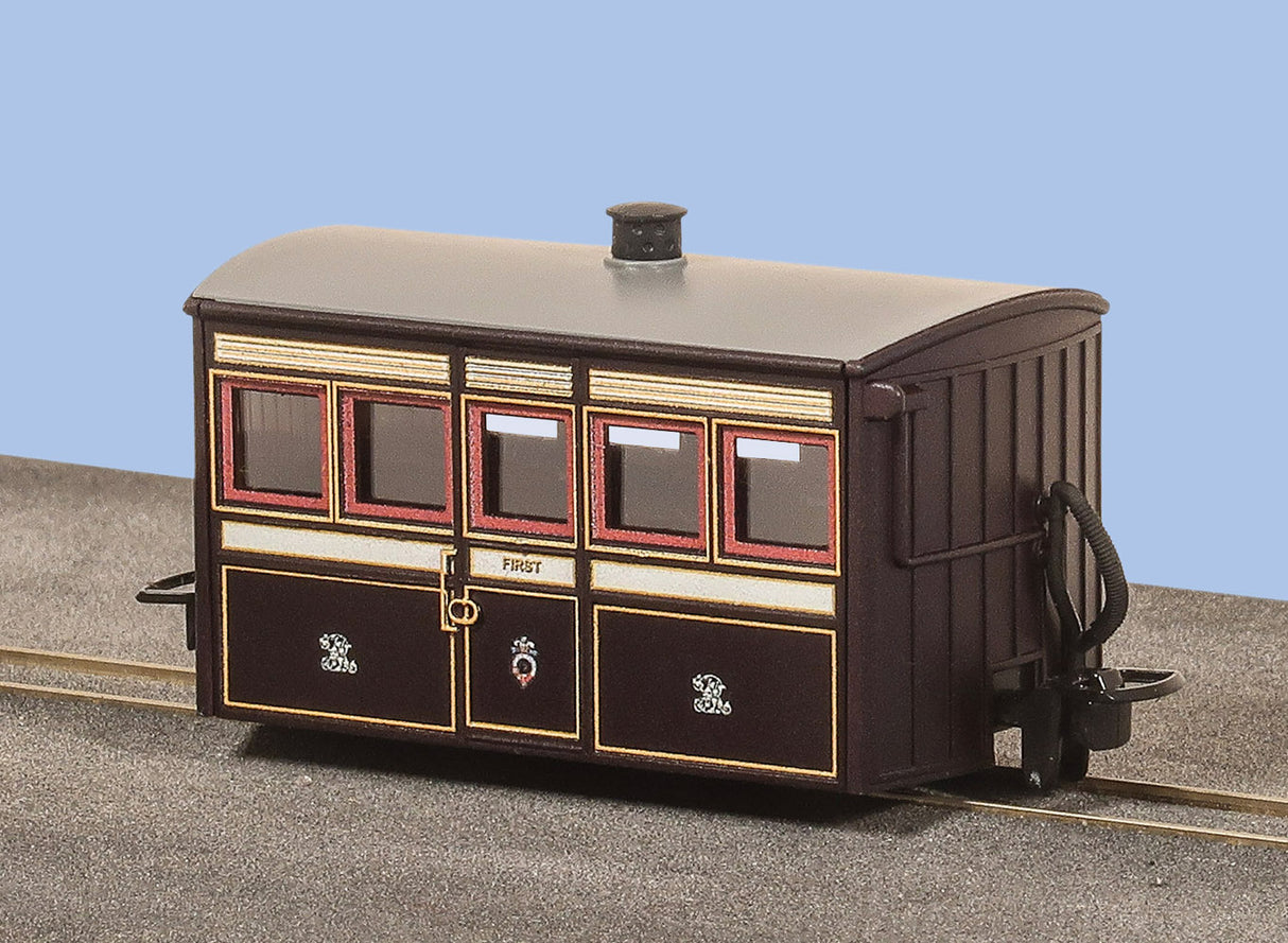 Ffestiniog 4 Wheel Bug Box Coach 1st Class Victorian Livery