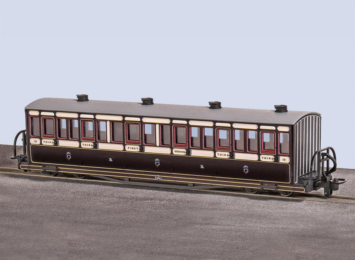PECO GLT OO-9 FR SHORT BOWSIDER COACH VICTORIAN 18
