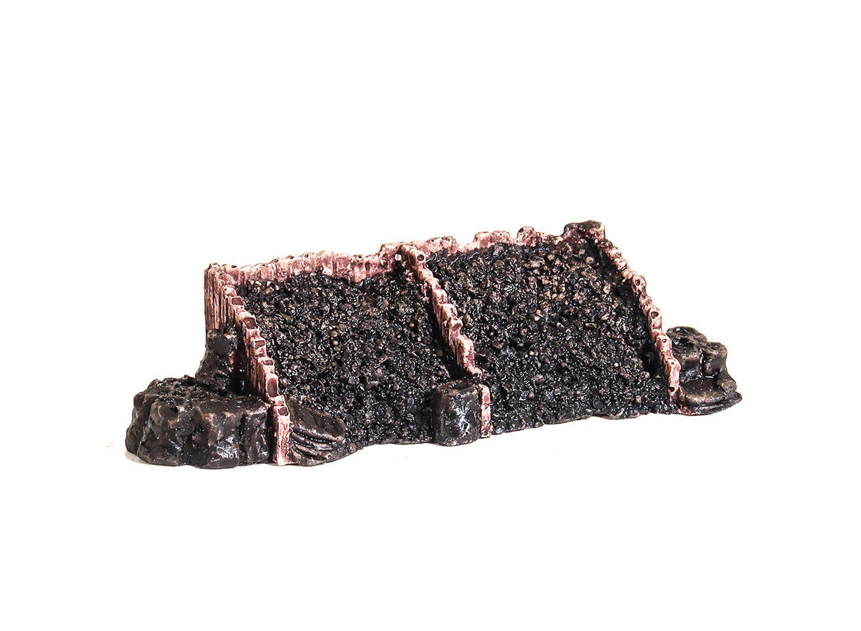 Wooden Coal Staithes with Coal Sacks - N Gauge