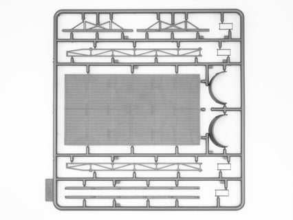 ICM 1/35 AHN Gulaschkanone Truck with 4 Figures & Accessories Kit 35421