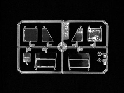 ICM 1/35 AHN Gulaschkanone Truck with 4 Figures & Accessories Kit 35421