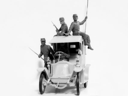 ICM 1/35 Battle of the Marne (1914) Taxi Car with French Infantry 35660