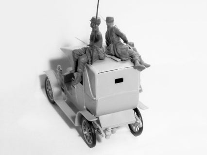ICM 1/35 Battle of the Marne (1914) Taxi Car with French Infantry 35660